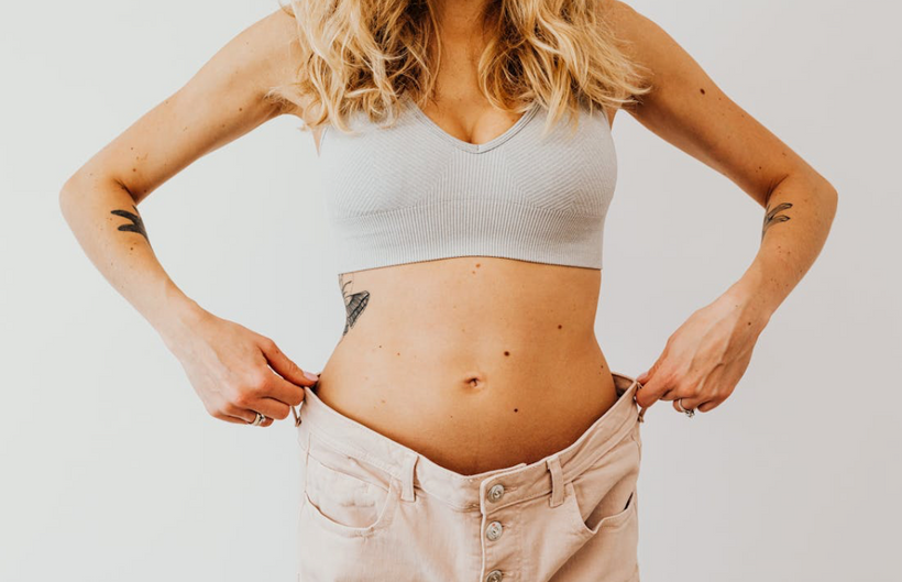 Ventre plat naturellement : 5 erreurs qui gonflent