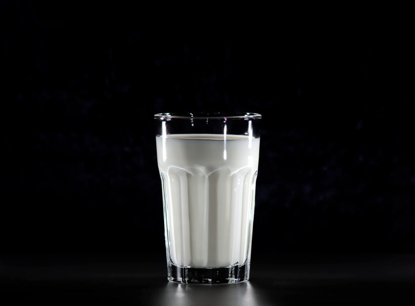 Calcium : besoins, aliments, absorption, os, vitamine D et compléments — guide complet 2026