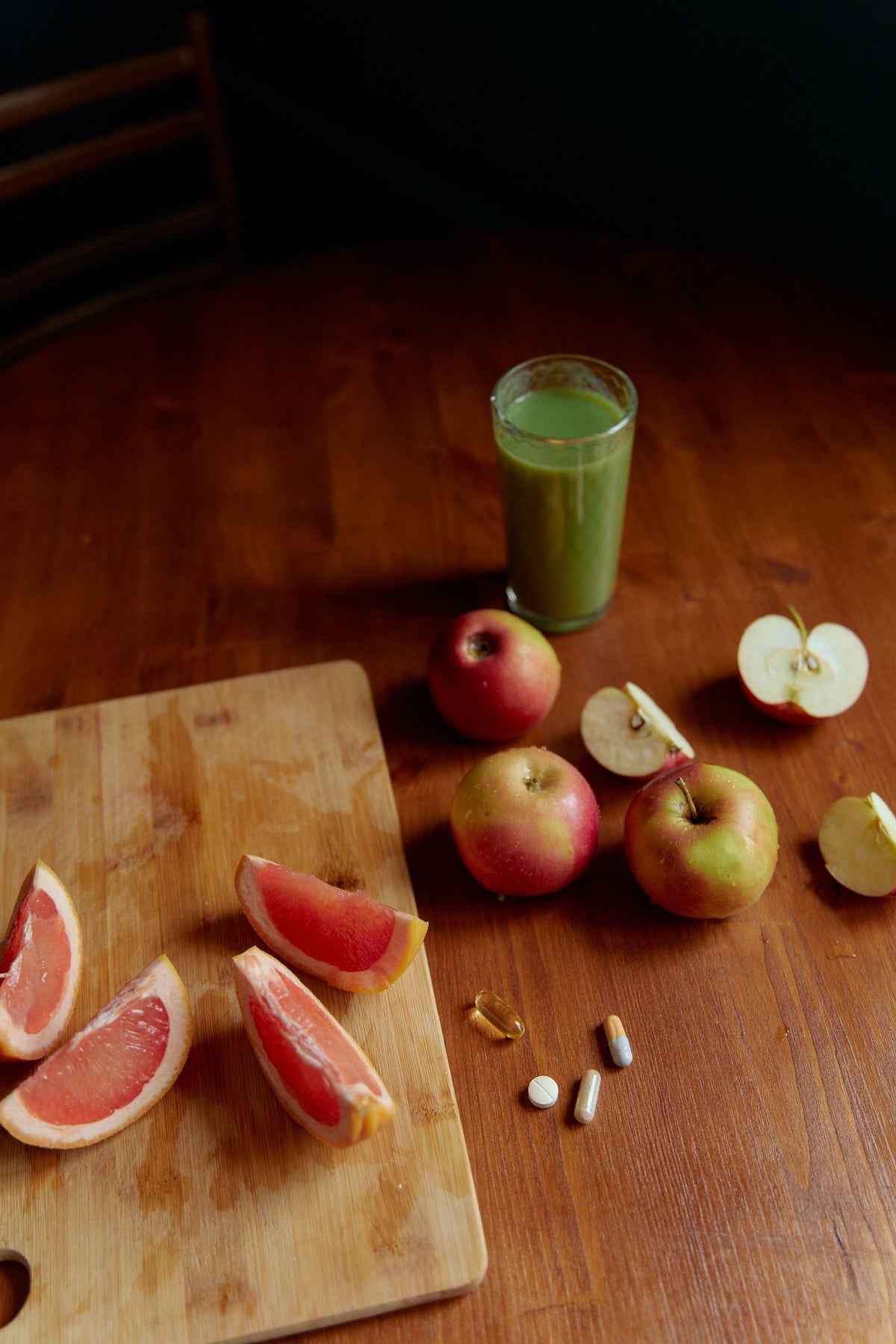 Vitamine K2 : MK‑7, MK‑4, bienfaits, aliments et dosage — guide complet