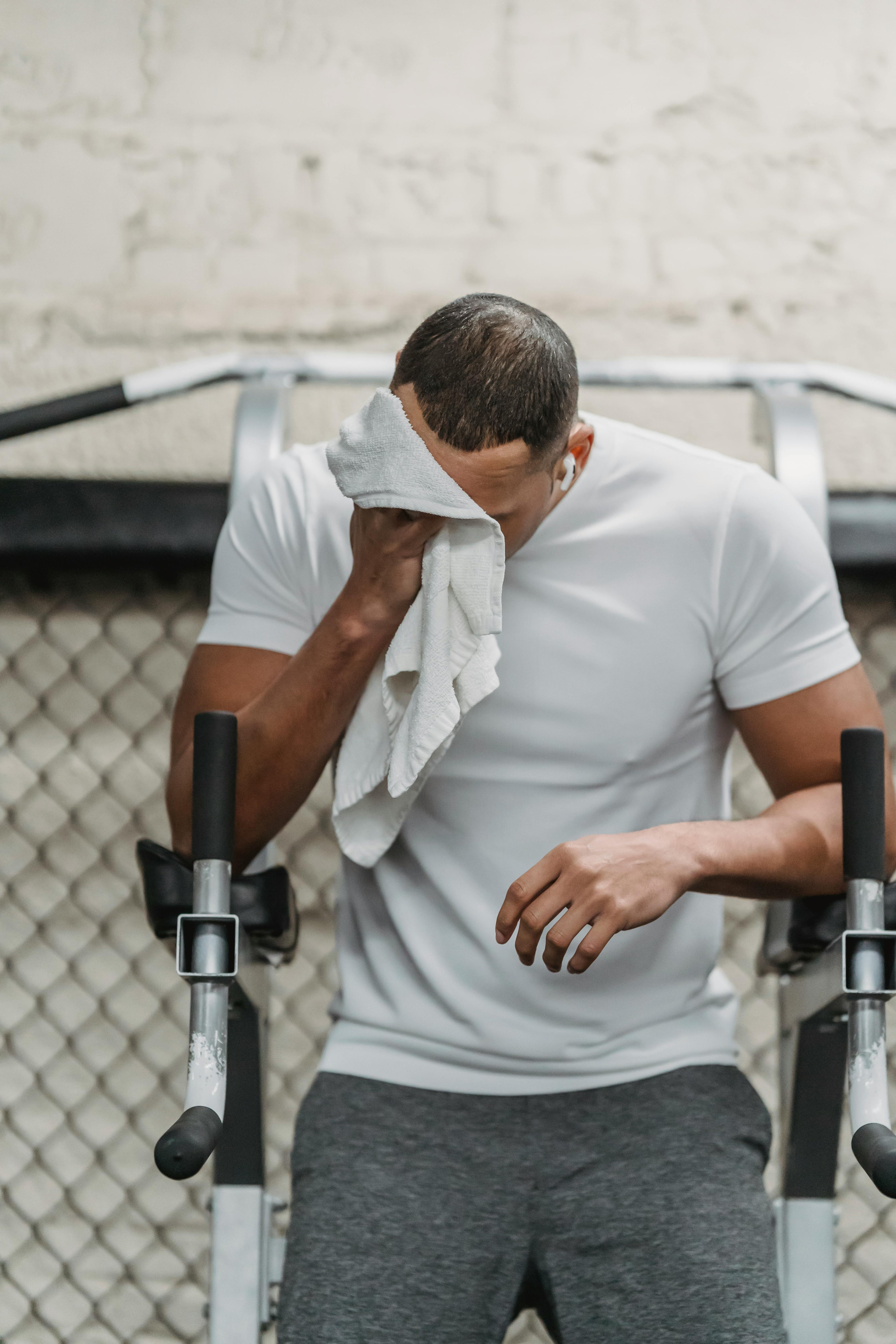 Récupération musculaire lente : 5 erreurs cachées | NutriPrime